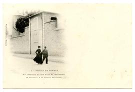 Postcard, "1- Proces de Rennes, Mme. Dreyfus et son pere M. Hadamard se rendant a la prison ...